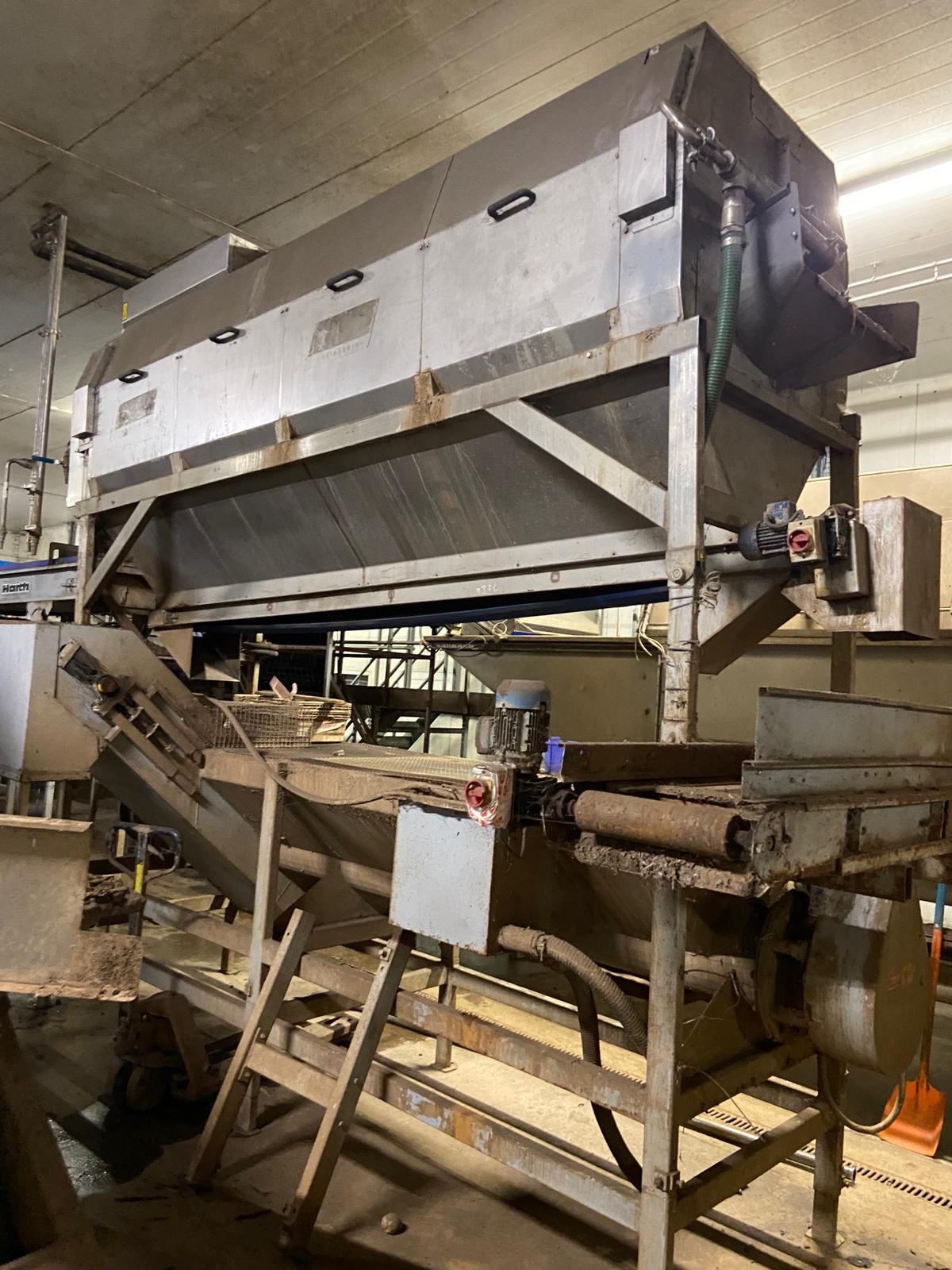 Tong continuous barrel washer