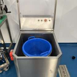 Used Salad Spinner