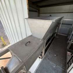 Waste press with starch recovery