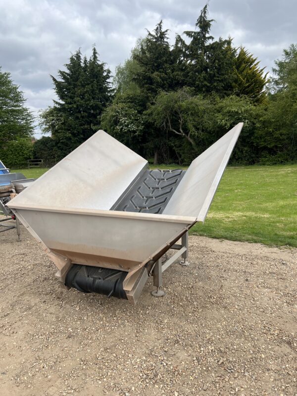 Second Hand Boat Hopper