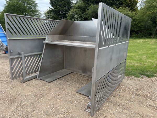 Low Level Box Tipper