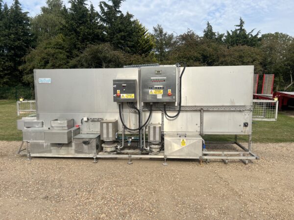 Used Crusader Tray Washer