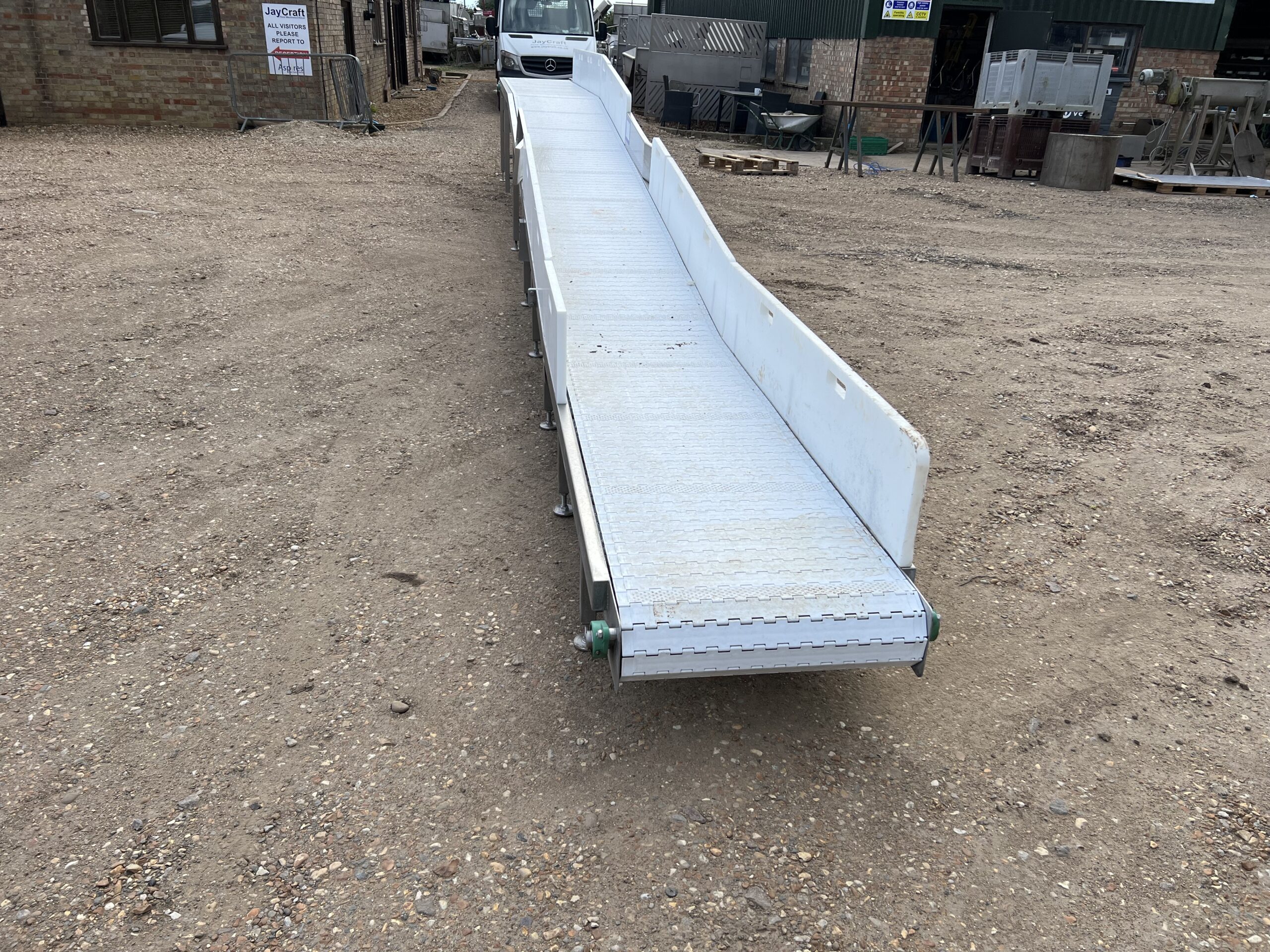 Large used lift conveyor