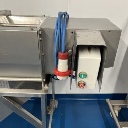 Four roller slither remover