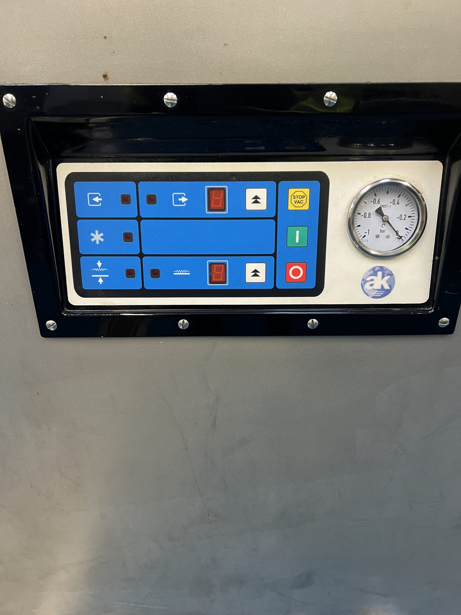 Used Single Chamber Vacuum Packer