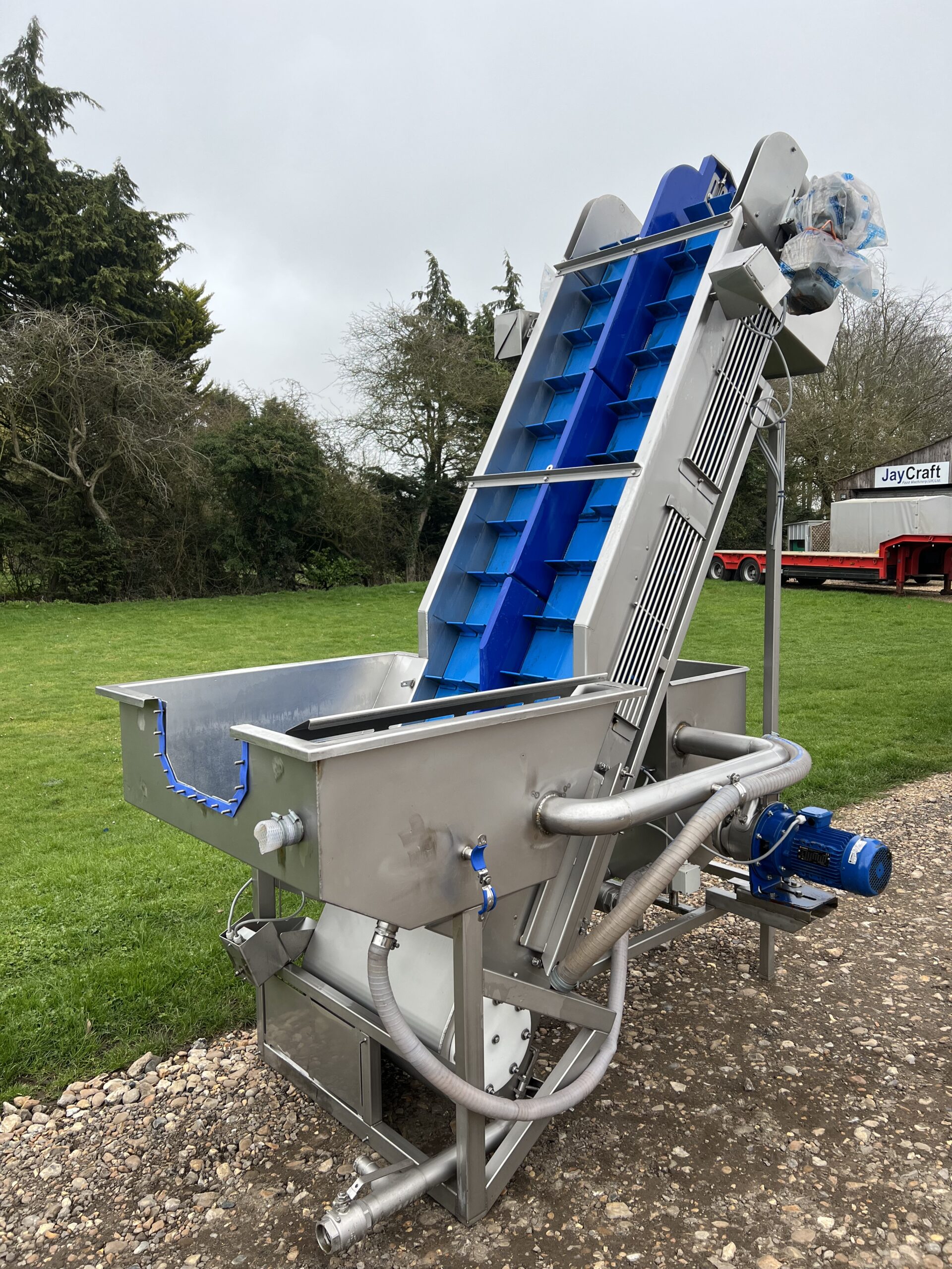 Elevator with flume system