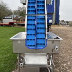 Elevator with Flume System